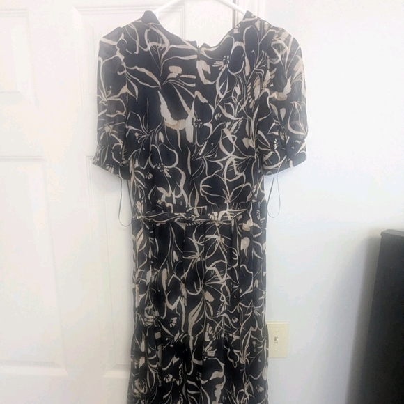 Harper Rose Dresses & Skirts - Harper Rose Navy and Cream Floral Midi Dress